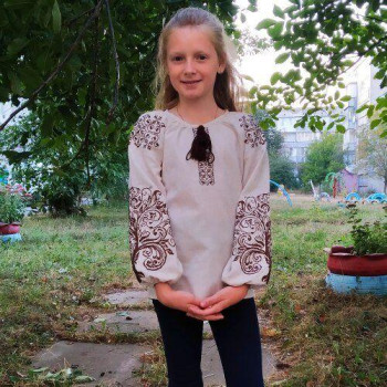 Вишита блуза дитяча Ольга, сірий льон з коричневою вишивкою, р. 122-152